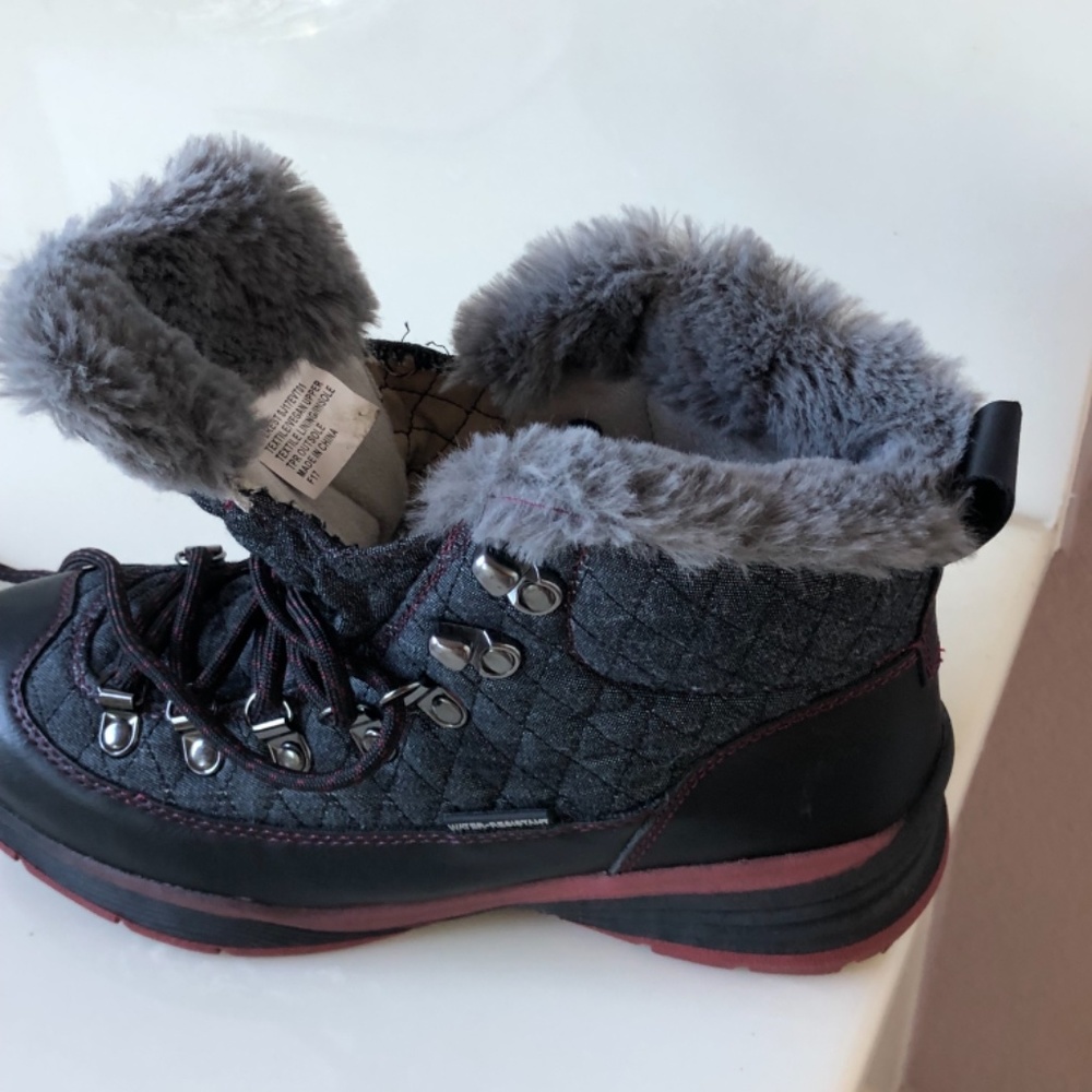 Winter boot - Picture 9 of 11